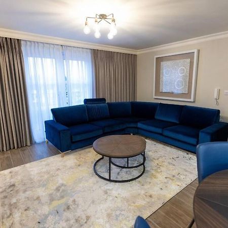 Luxury Town Centre Apartment كوكزتاون المظهر الخارجي الصورة