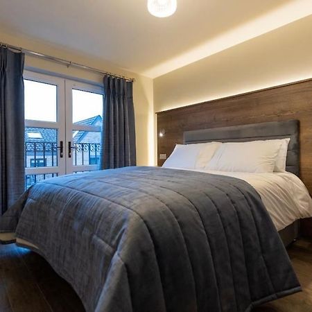 Luxury Town Centre Apartment كوكزتاون المظهر الخارجي الصورة